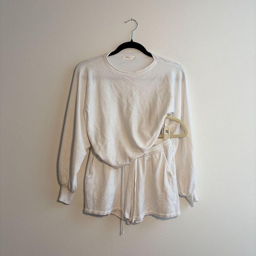 Ekouaer Women's White Crop-top